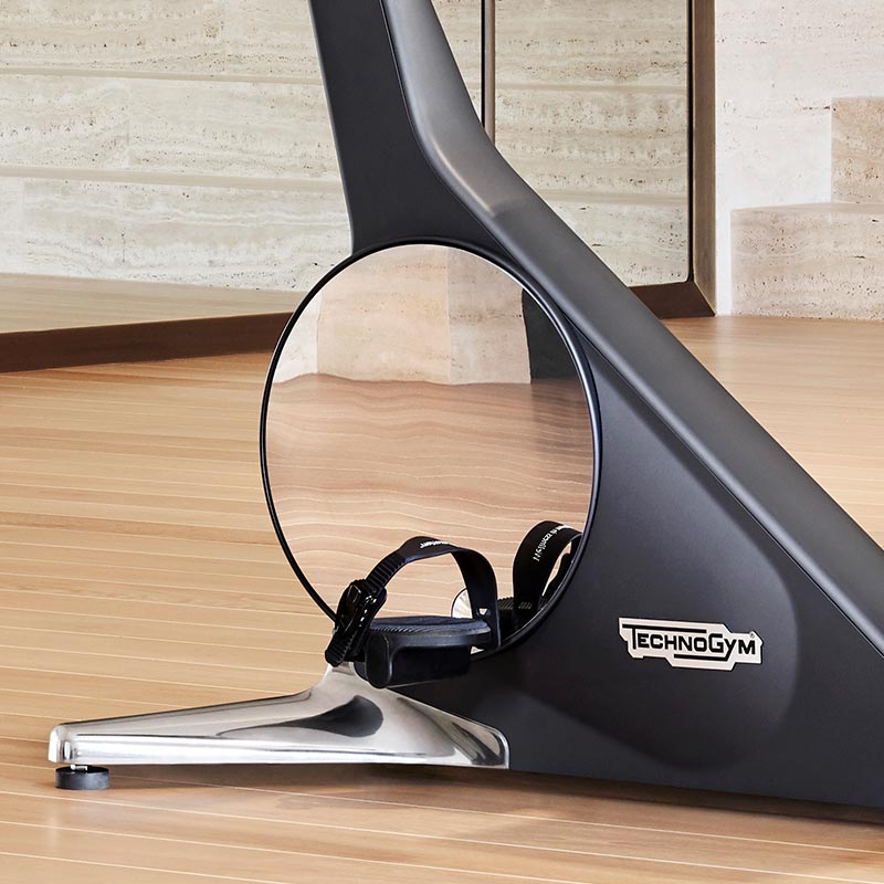 Mirroring detail of Bike Personal designer exercise bike